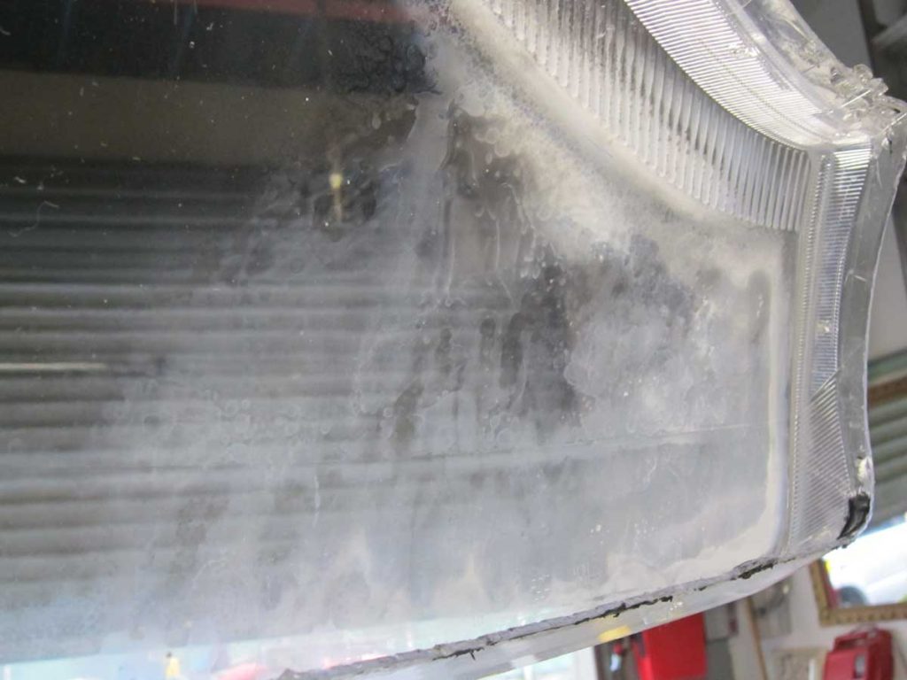 Porsche Cayenne headlight